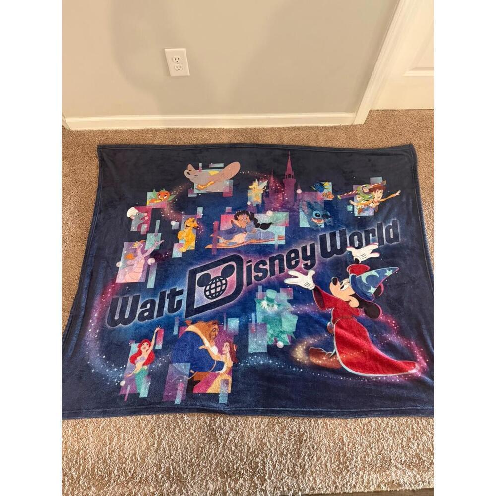 2025 Walt Disney World Parks BLANKET Sorcerer Mickey Castle Throw 50”x60”